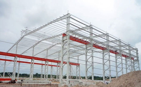 Chọn nhà thép tiền chế thay bê tông truyền thống vì sao